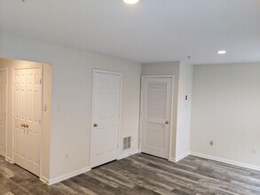 7219 Black Creek Ln in Frederick, MD - Building Photo - Building Photo