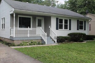 9407 Janna Dr in Louisville, KY - Building Photo