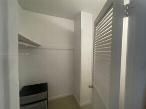 19380 Collins Ave, Unit # 1402 in Sunny Isles Beach, FL - Building Photo - Building Photo