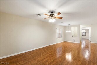 6076 Wheat Penny Ave, Unit 1F in Las Vegas, NV - Building Photo - Building Photo