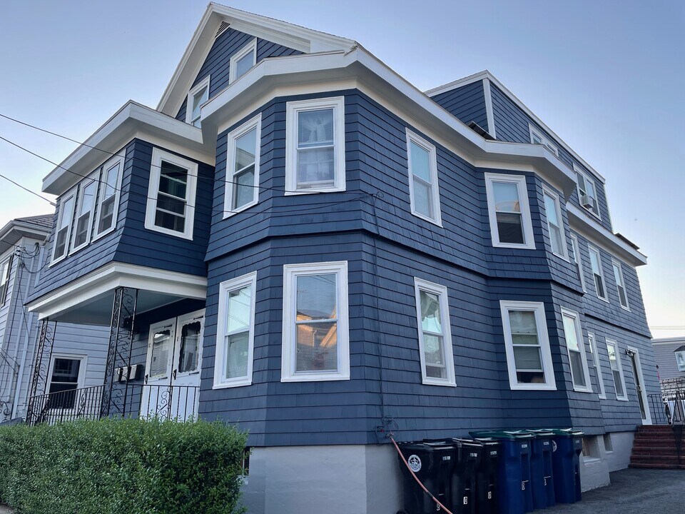 10 Prescott St, Unit 3 in Salem, MA - Building Photo
