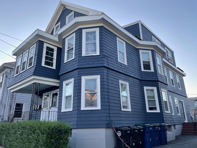 10 Prescott St, Unit 3