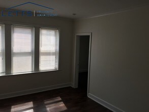 7920 S Honore St-Unit -2S in Chicago, IL - Building Photo - Building Photo