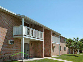 De Pere Apartments in De Pere, WI - Building Photo - Building Photo