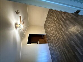 8810 Los Robles Ave in Alvin, TX - Building Photo - Building Photo