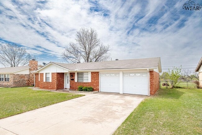 4024 Hooper Dr in Wichita Falls, TX - Building Photo - Building Photo