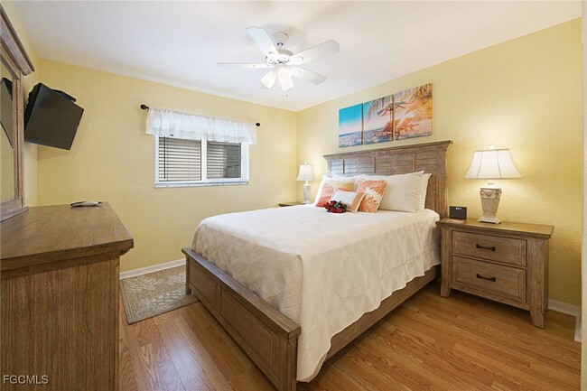 property at 4138 SW 5th Ave