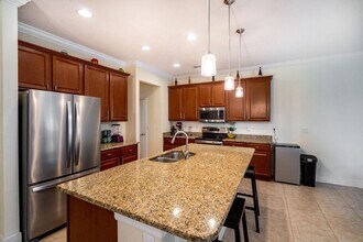 1026 SW Ingrassina Ave in Port St. Lucie, FL - Building Photo - Building Photo