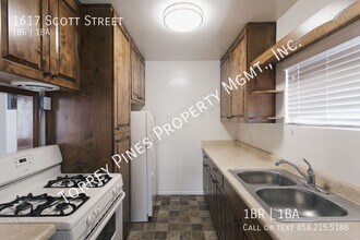 1617 Scott St in San Diego, CA - Building Photo - Building Photo