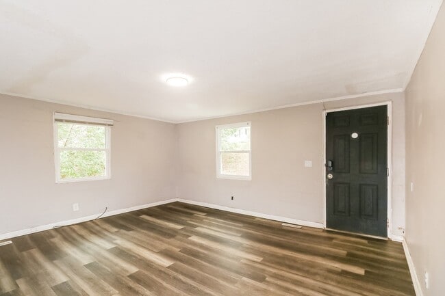 324 Adams Ave in Batesburg-leesville, SC - Foto de edificio - Building Photo