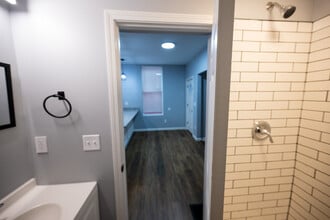 411 Hodge St in Newport, KY - Building Photo - Building Photo