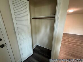 42 Worthen Rd in Lexington, MA - Building Photo - Building Photo