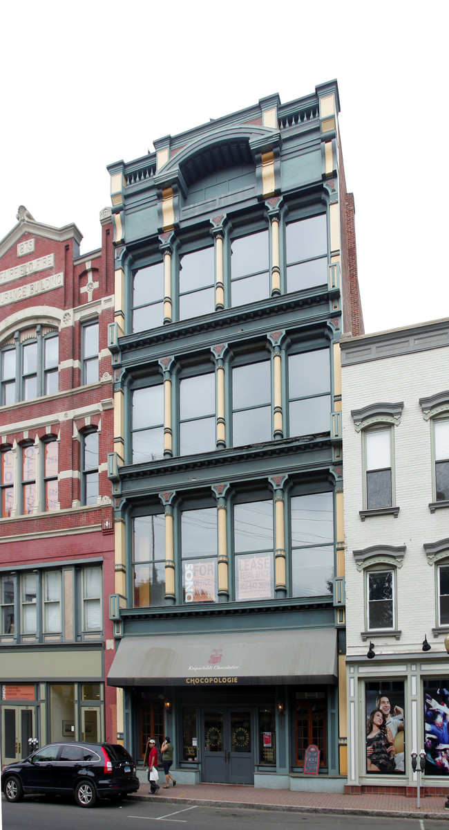 12 S Main St in Norwalk, CT - Building Photo - Building Photo