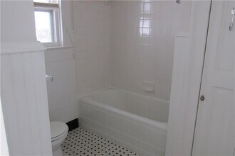 800 San Antonio St in Austin, TX - Foto de edificio - Building Photo