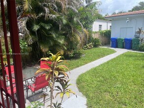20 NW 45th St-Unit -A in Miami, FL - Building Photo - Building Photo