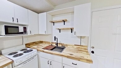 5000 3rd Ave N in St. Petersburg, FL - Building Photo - Building Photo