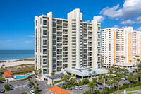 Lighthouse Towers in Clearwater, FL - Foto de edificio - Building Photo