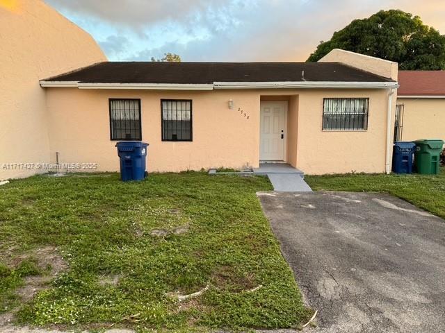 2738 NW 200th Terrace in Miami Gardens, FL - Building Photo - Building Photo