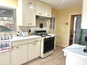 4046 Woodfin St in Houston, TX - Building Photo - Building Photo