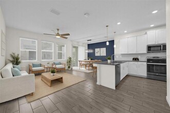 9389 Tecumseh Dr in Alafaya, FL - Building Photo - Building Photo