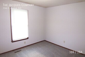 3346 S Benton Ave in Springfield, MO - Building Photo - Building Photo