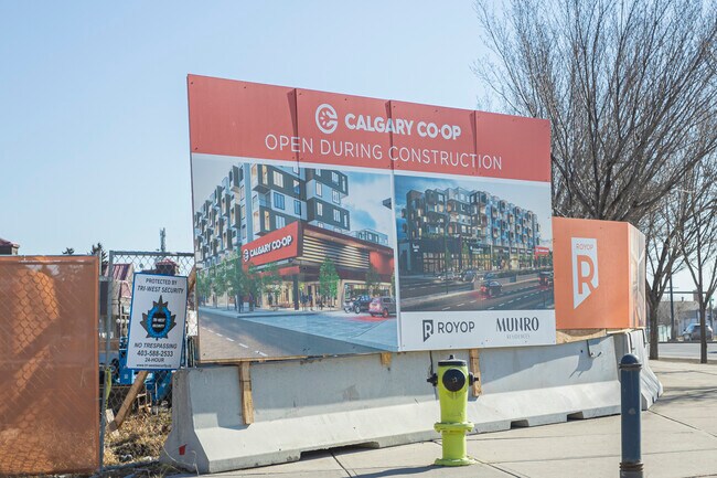 540 16 Av NE