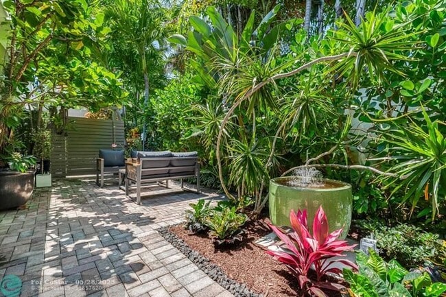 2605 NE 33rd St in Fort Lauderdale, FL - Building Photo - Building Photo