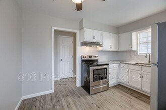 1109 E Sea Ave in Independence, MO - Building Photo - Building Photo
