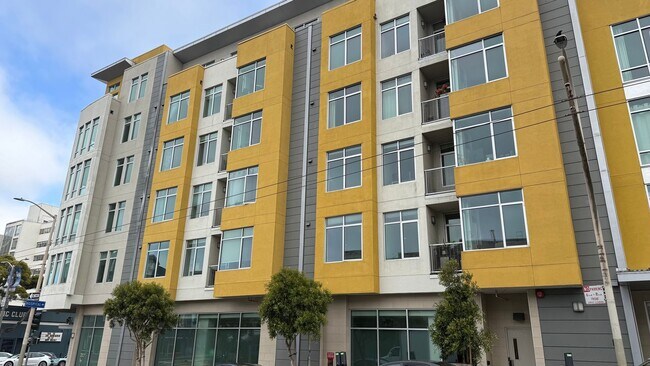 2655 Bush St in San Francisco, CA - Building Photo - Building Photo
