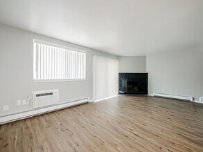 168 Summit View Ct in White Lake, MI - Building Photo - Building Photo