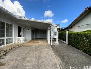 1250 Ulupuni St in Kailua, HI - Building Photo - Building Photo