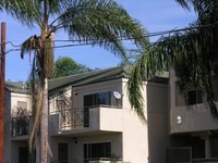 Trento Townhome Apartments in Santa Ana, CA - Building Photo - Building Photo