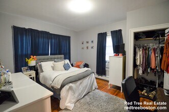 62 Mapleton St, Unit 2 in Boston, MA - Building Photo - Building Photo