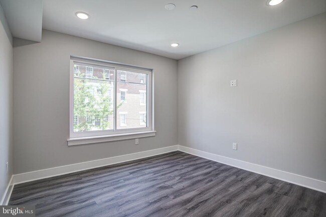 540 S 52nd St in Philadelphia, PA - Foto de edificio - Building Photo