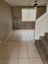 1089 Sweeping Vine Ave in Las Vegas, NV - Building Photo - Building Photo