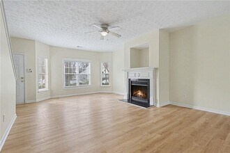 2545 Walden Lake Dr in Decatur, GA - Building Photo - Building Photo