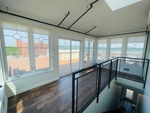 4049 Penn Ave in Pittsburgh, PA - Building Photo - Building Photo