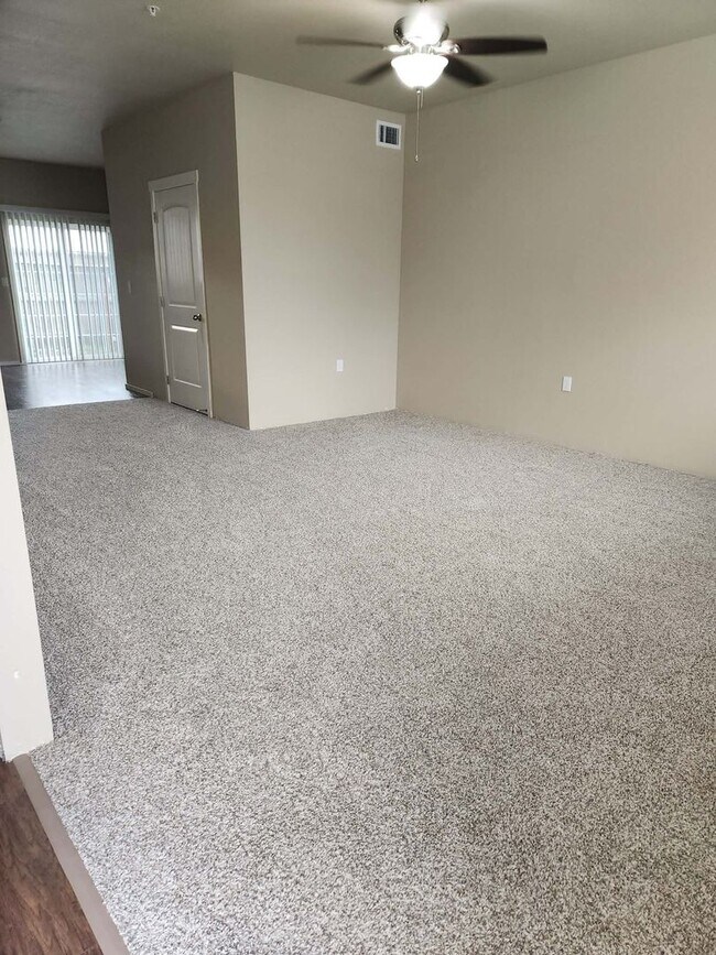 2224 Crater Lake Ave in Medford, OR - Foto de edificio - Building Photo