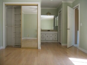 6943 Balcom Ave in Los Angeles, CA - Building Photo - Building Photo