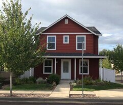 1216 SE 7th St in Battle Ground, WA - Building Photo