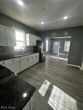 3289 W 58th St in Cleveland, OH - Building Photo - Building Photo