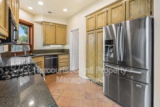 11216 Caminito Aclara in San Diego, CA - Building Photo - Building Photo