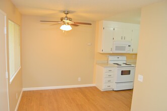 1154 Magnolia Ave-Unit -#4 in Chico, CA - Building Photo - Building Photo