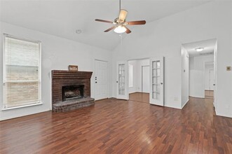 2323 Weatherby Dr in Mesquite, TX - Building Photo - Building Photo