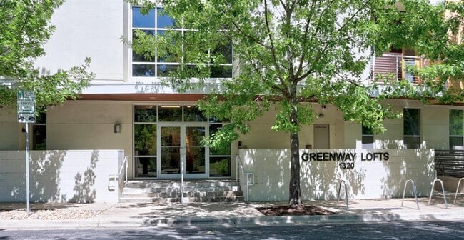 1320 Robert Browning St in Austin, TX - Building Photo - Building Photo