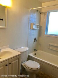 2430 SW Nye Ave photo'