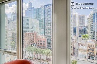 165 North Des Plaines Street-SI FL9-ID749, Unit SI FL9-ID749 in Chicago, IL - Foto de edificio - Building Photo