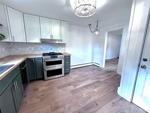 73A E Railroad Ave in West Haverstraw, NY - Building Photo - Building Photo