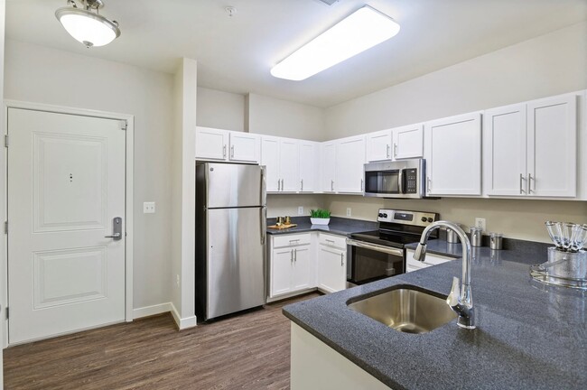 The Flats at Neabsco in Woodbridge, VA - Building Photo - Building Photo