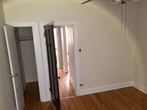 3454 N Kedvale Ave in Chicago, IL - Building Photo - Building Photo